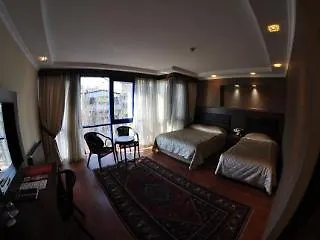 The Basilica Hotel 4*